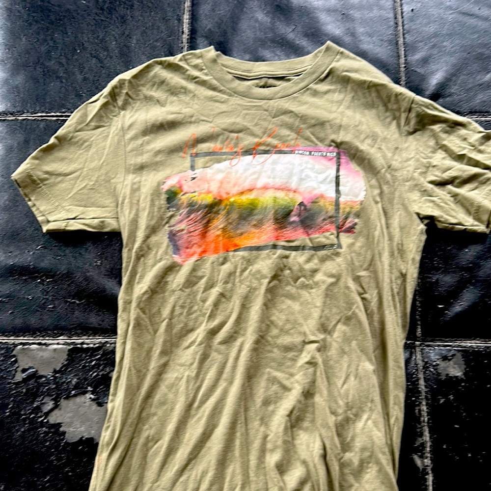 Women’s tshirt never worn